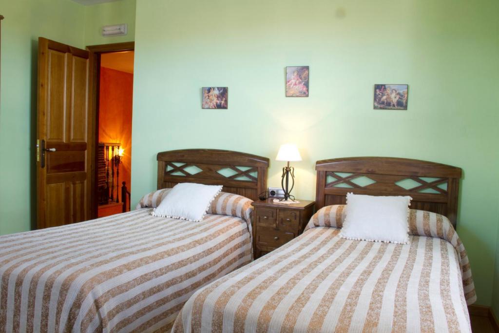 Hotel Rural La Veleta Murias de Rechivaldo Chambre photo