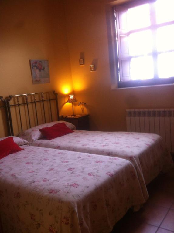 Hotel Rural La Veleta Murias de Rechivaldo Chambre photo