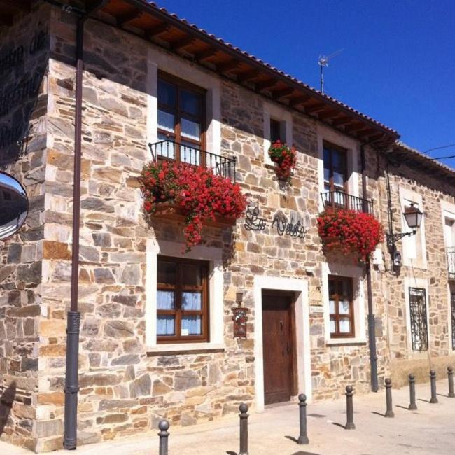 Hotel Rural La Veleta Murias de Rechivaldo Extérieur photo