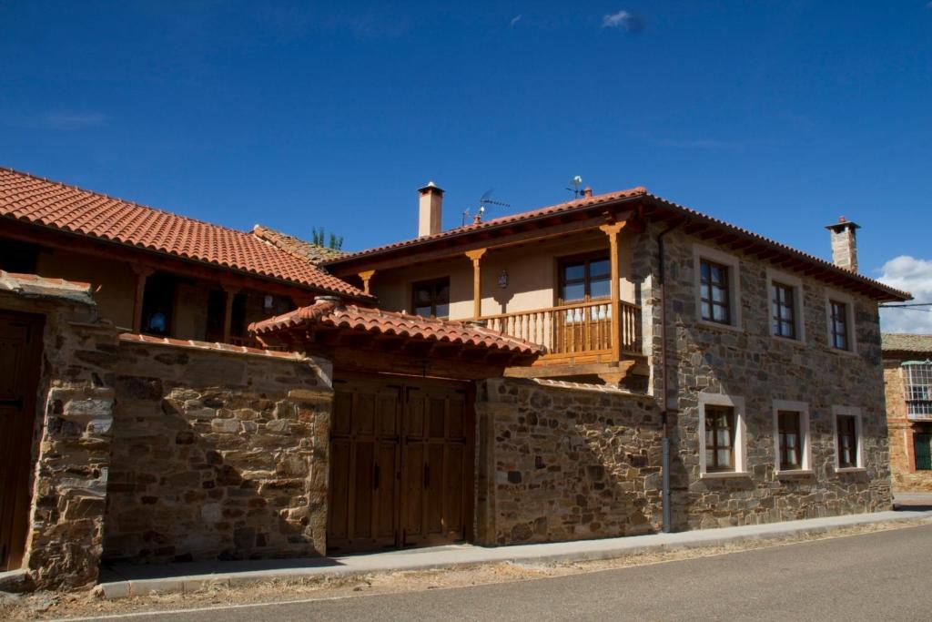 Hotel Rural La Veleta Murias de Rechivaldo Extérieur photo