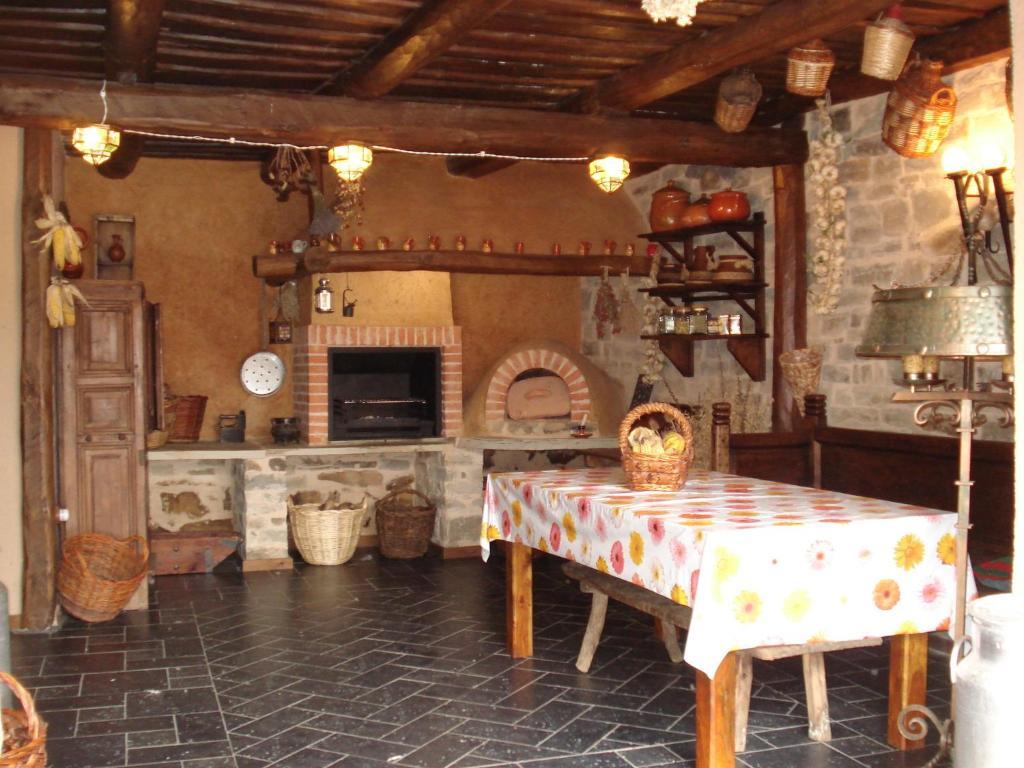 Hotel Rural La Veleta Murias de Rechivaldo Extérieur photo