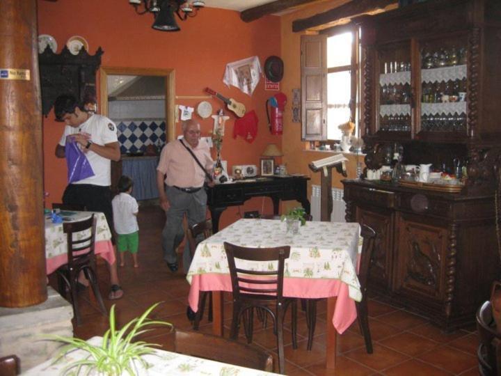 Hotel Rural La Veleta Murias de Rechivaldo Extérieur photo