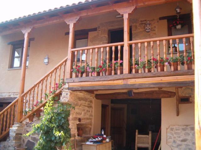 Hotel Rural La Veleta Murias de Rechivaldo Extérieur photo